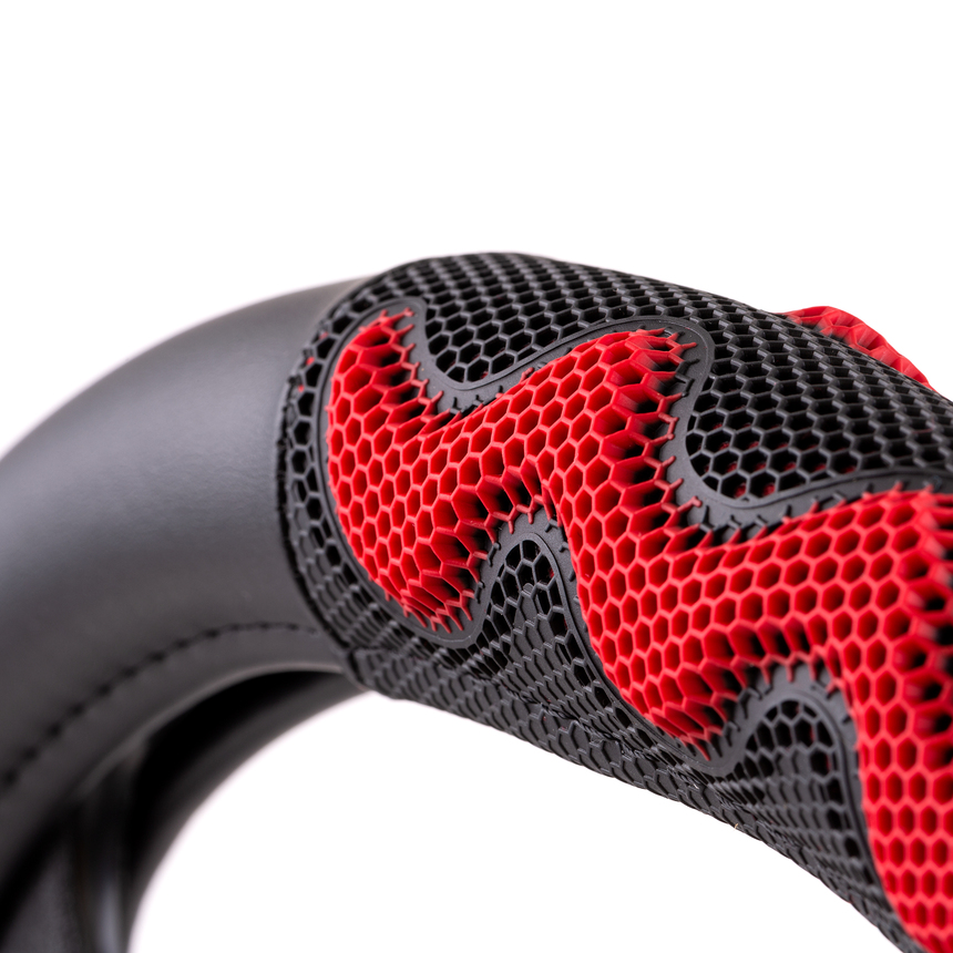 Оплётка руля AUTOPROFI из экокожи AP-1968 BK/RD (M)